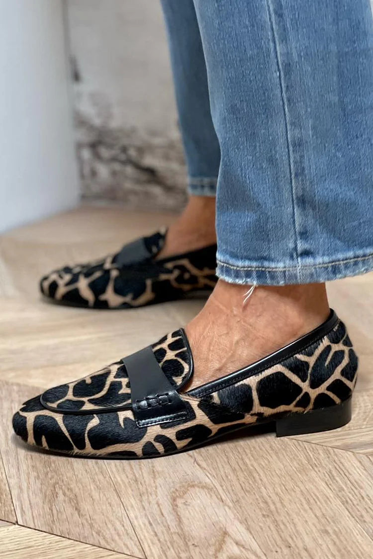 Daphne | Loafer à imprimé animal avec détail élégant