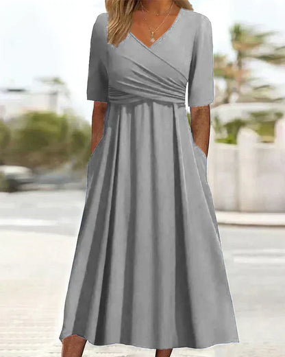 Robe Julia à manches courtes avec croisement Annabelle