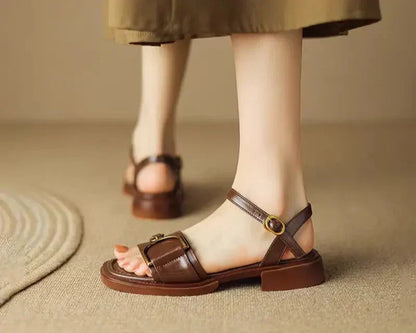 Amara | Sandales plates à boucle™
